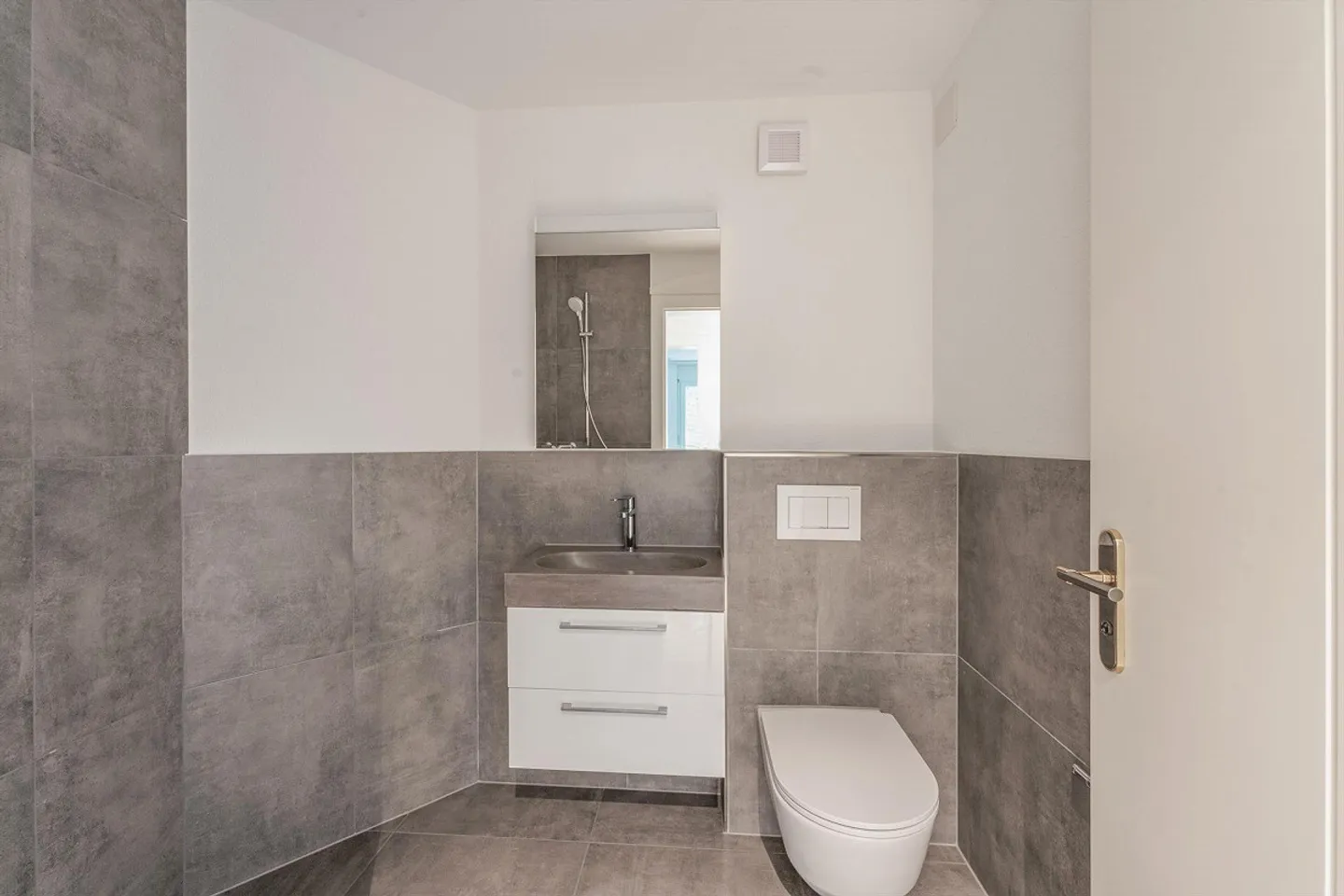 Charming 4.5-room apartment with winter garden and balcony - Photo 5 of 9