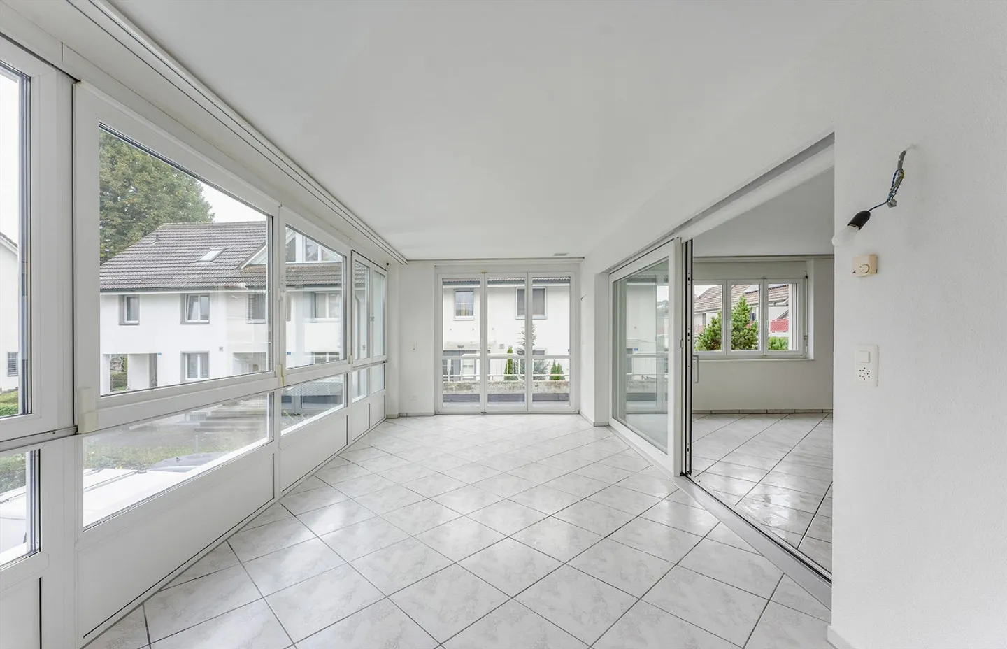 Charming 4.5-room apartment with winter garden and balcony - Photo 7 of 9