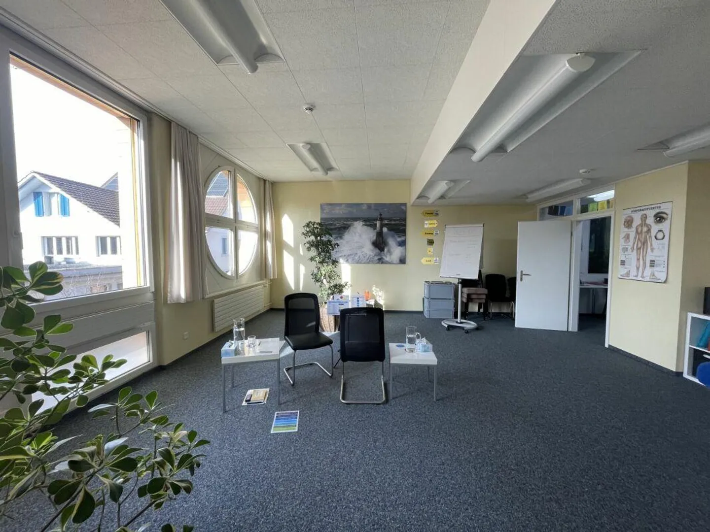 Spazi per studi attraenti e luminosi in posizione centrale - Foto 2 di 11