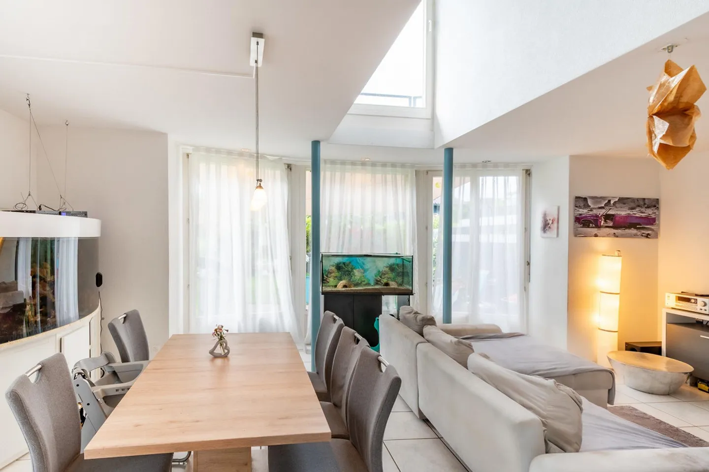 Casa bifamiliare con ampio spazio esterno - Foto 6 di 12