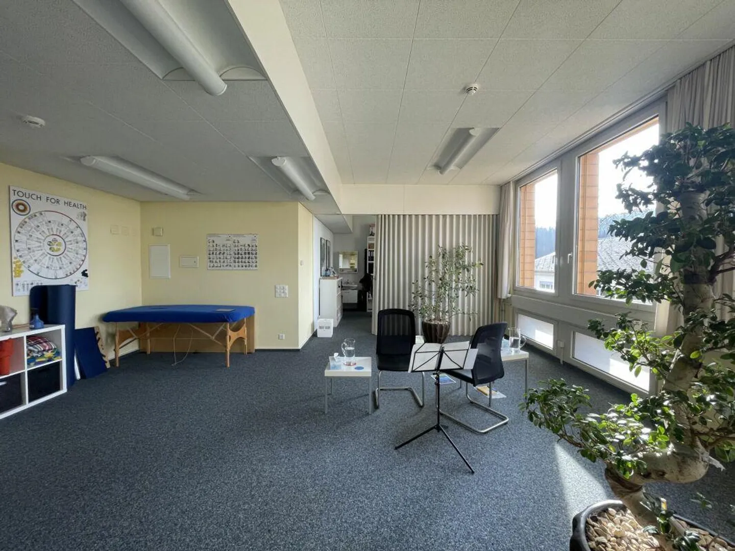 Spazi per studi attraenti e luminosi in posizione centrale - Foto 3 di 11