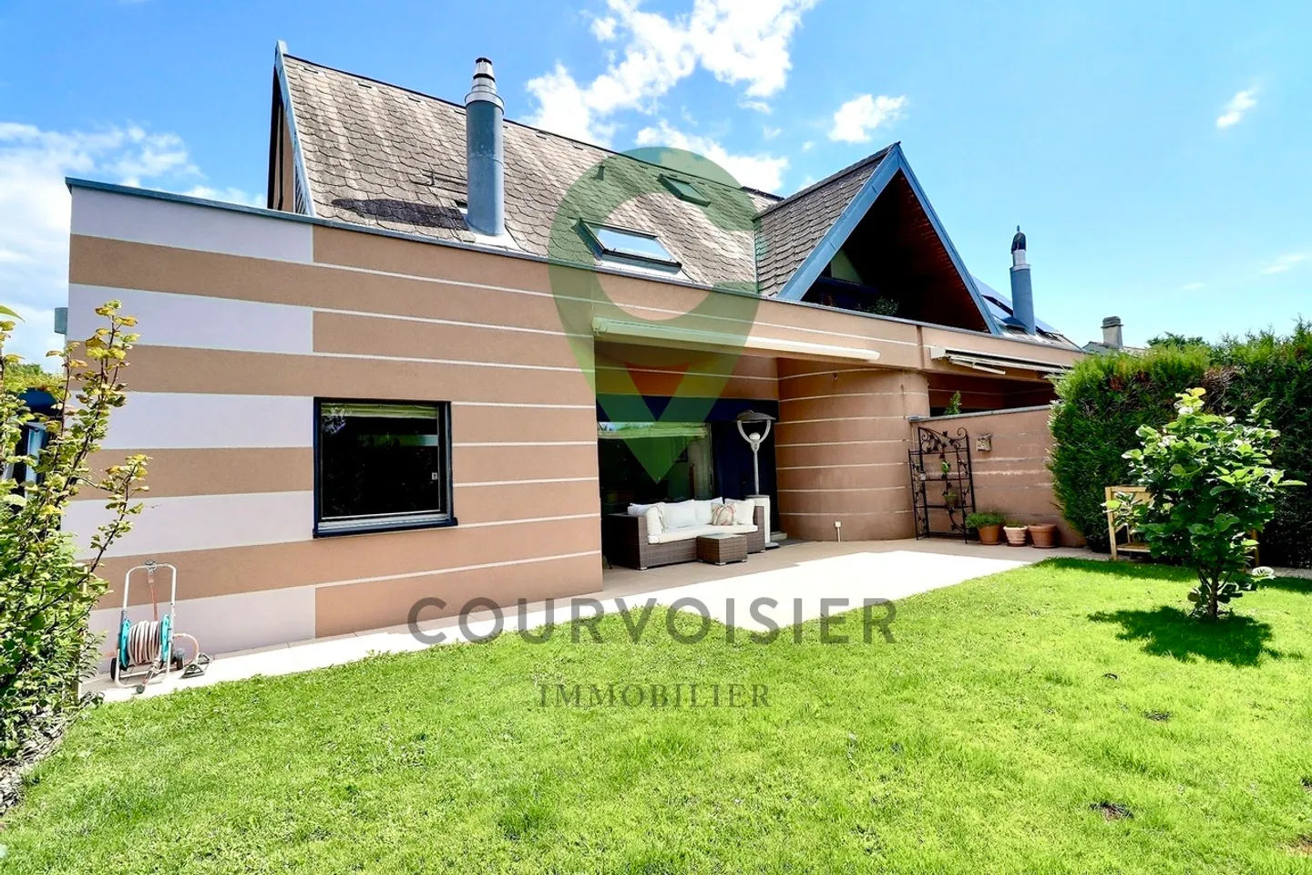 Casa bifamiliare in vendita - Foto 1 di 10