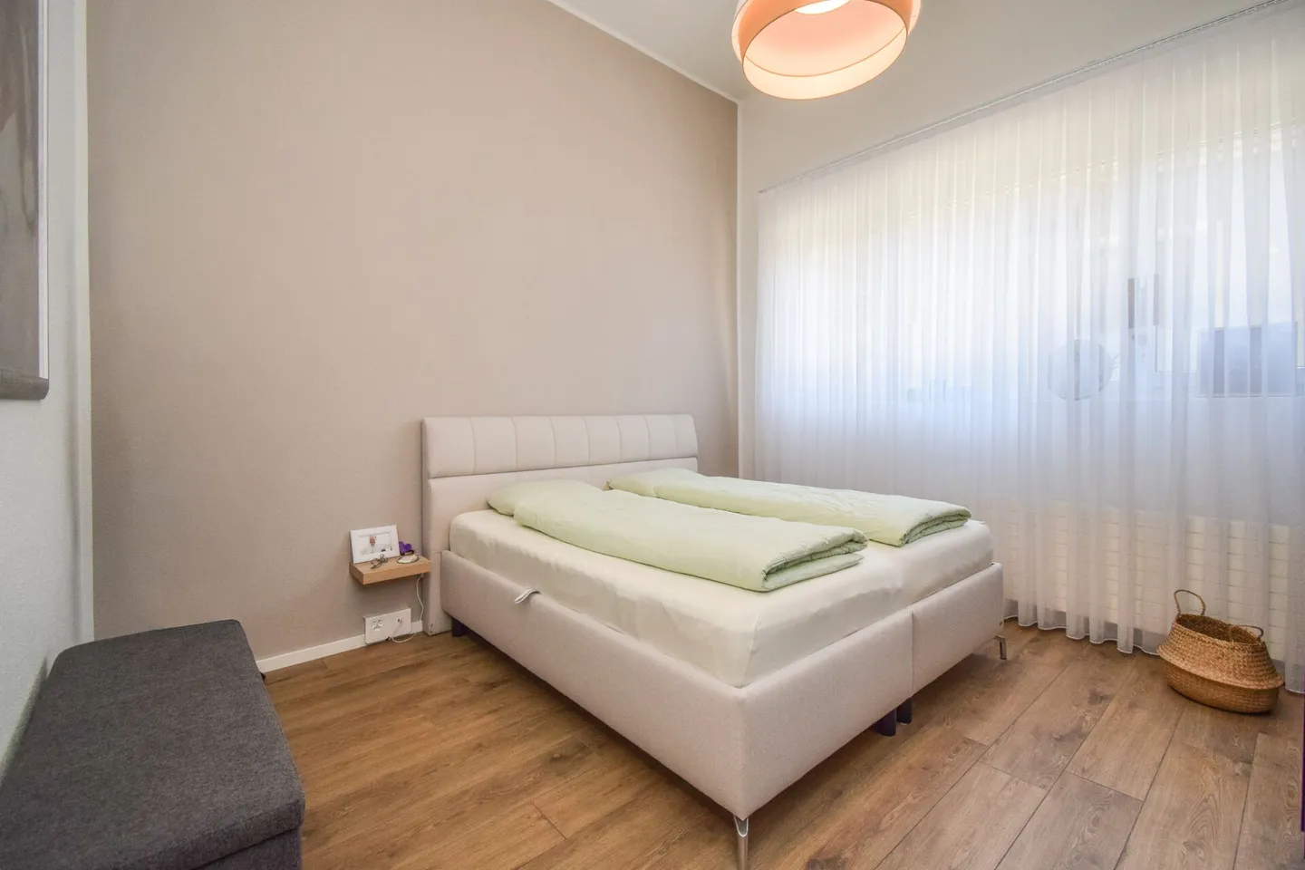 Proprietà residenziale e commerciale (tre unità) in una posizione centrale ad Amriswil - Foto 12 di 17