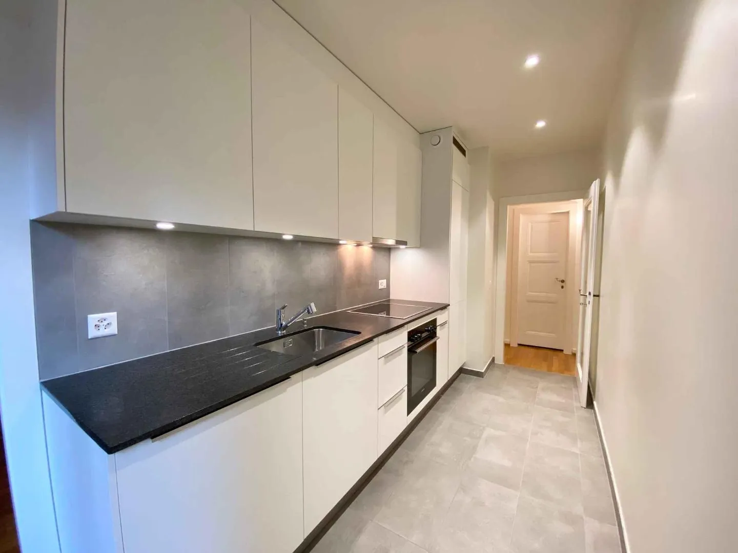 Appartamento 3 locali - Foto 3 di 9