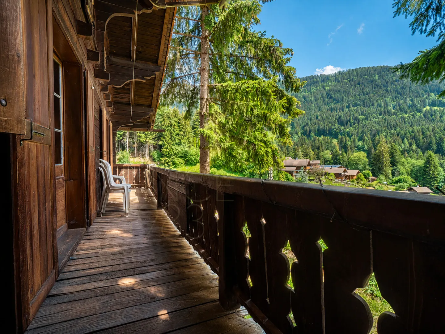 4,5-Zimmer-Chalet zur Renovierung in Gryon, Aussicht und Ruhe - Foto 15 von 22