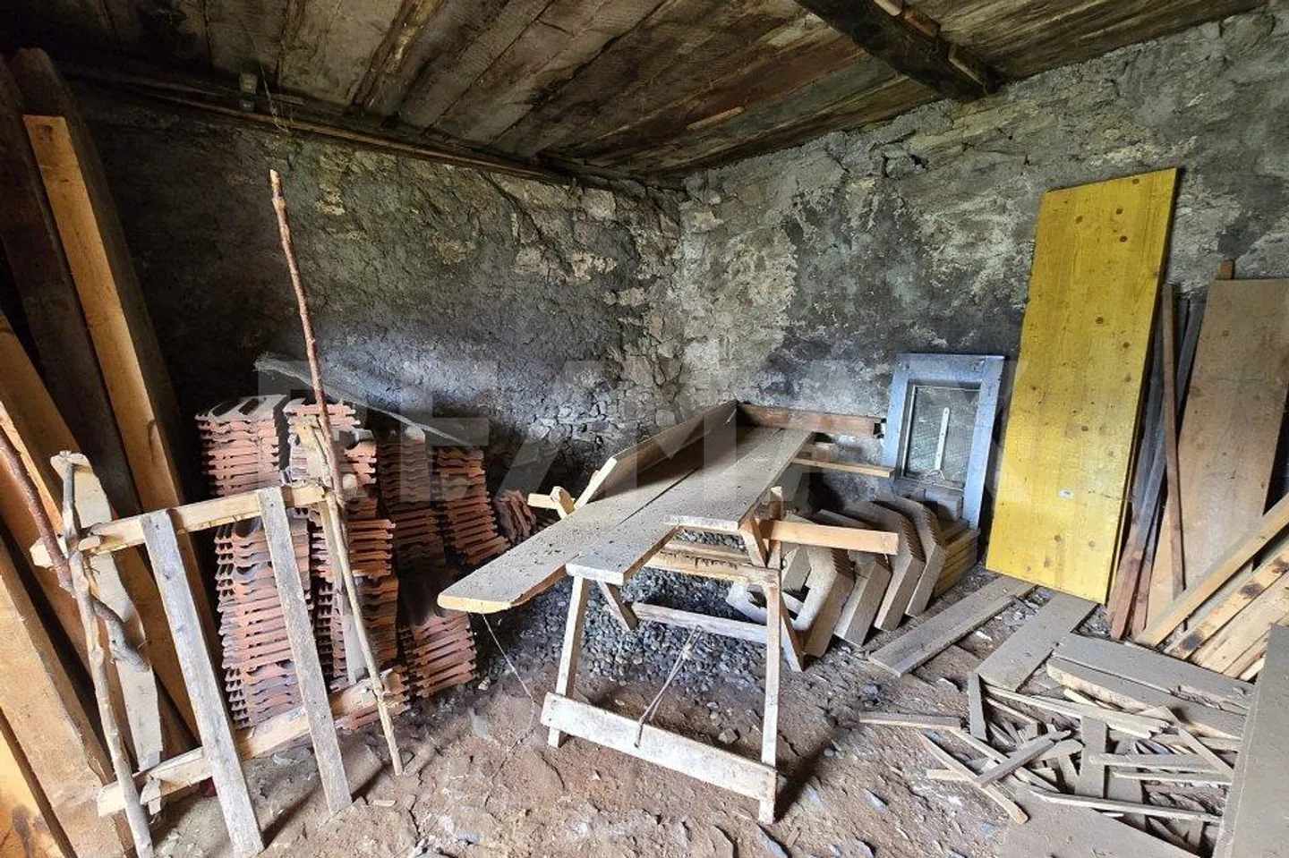 Il tuo rifugio in Vallese: Un fienile con potenziale illimitato - Foto 12 di 13