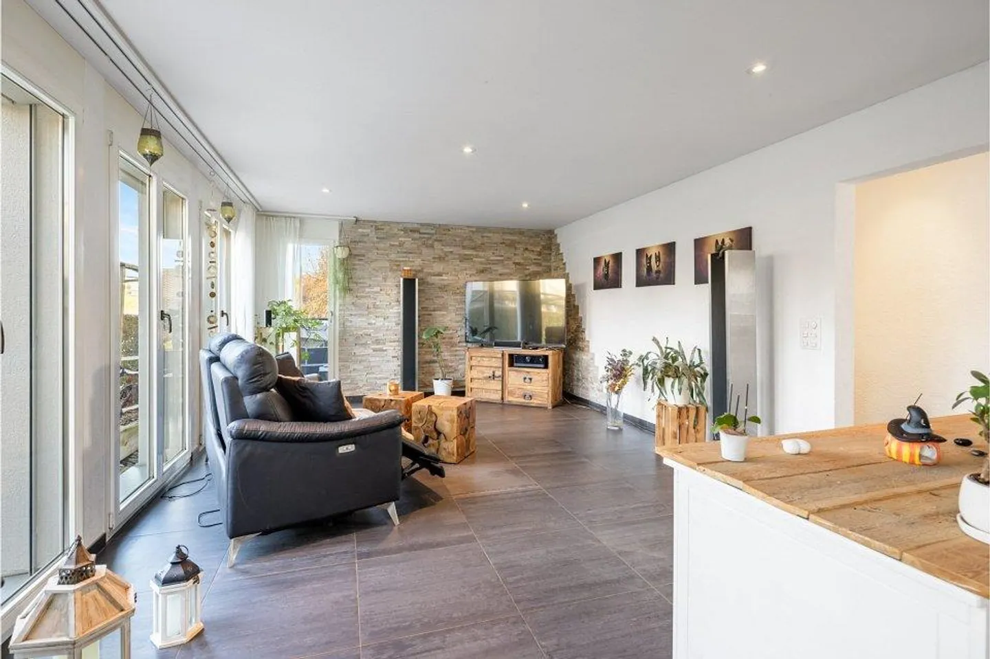 Incantevole casa unifamiliare ad Auw con giardino, balcone e tanto spazio per sentirsi bene - Foto 2 di 6