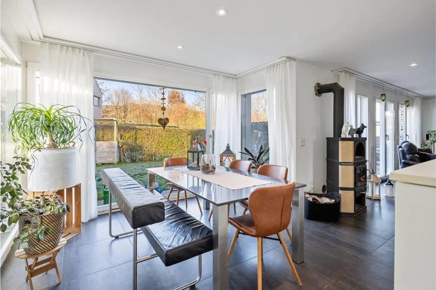 Incantevole casa unifamiliare ad Auw con giardino, balcone e tanto spazio per sentirsi bene - Foto 3 di 6