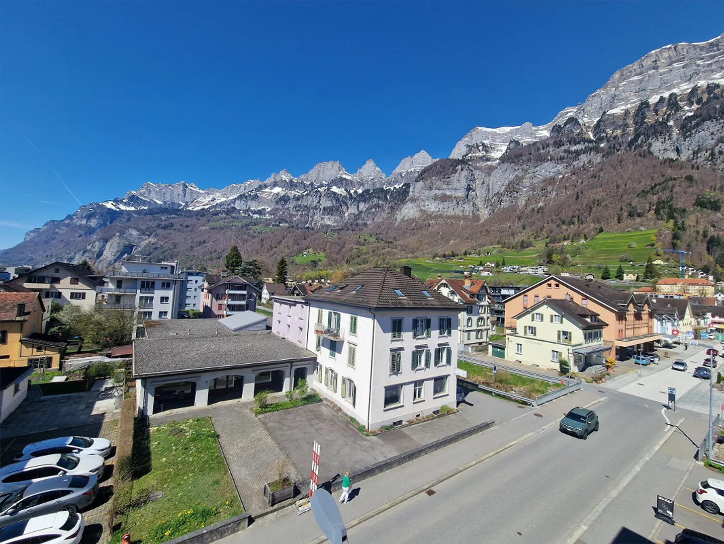 Appartamento 2.5 stanze nel centro di Walenstadt - Foto 1 di 9