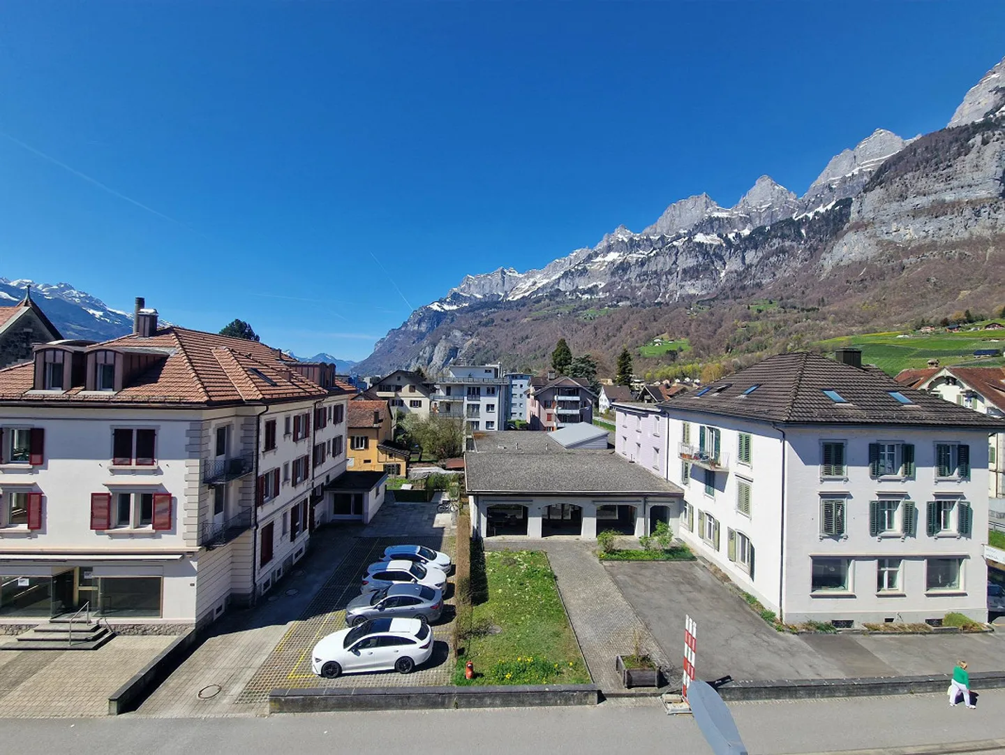 Appartamento 2.5 stanze nel centro di Walenstadt - Foto 2 di 9