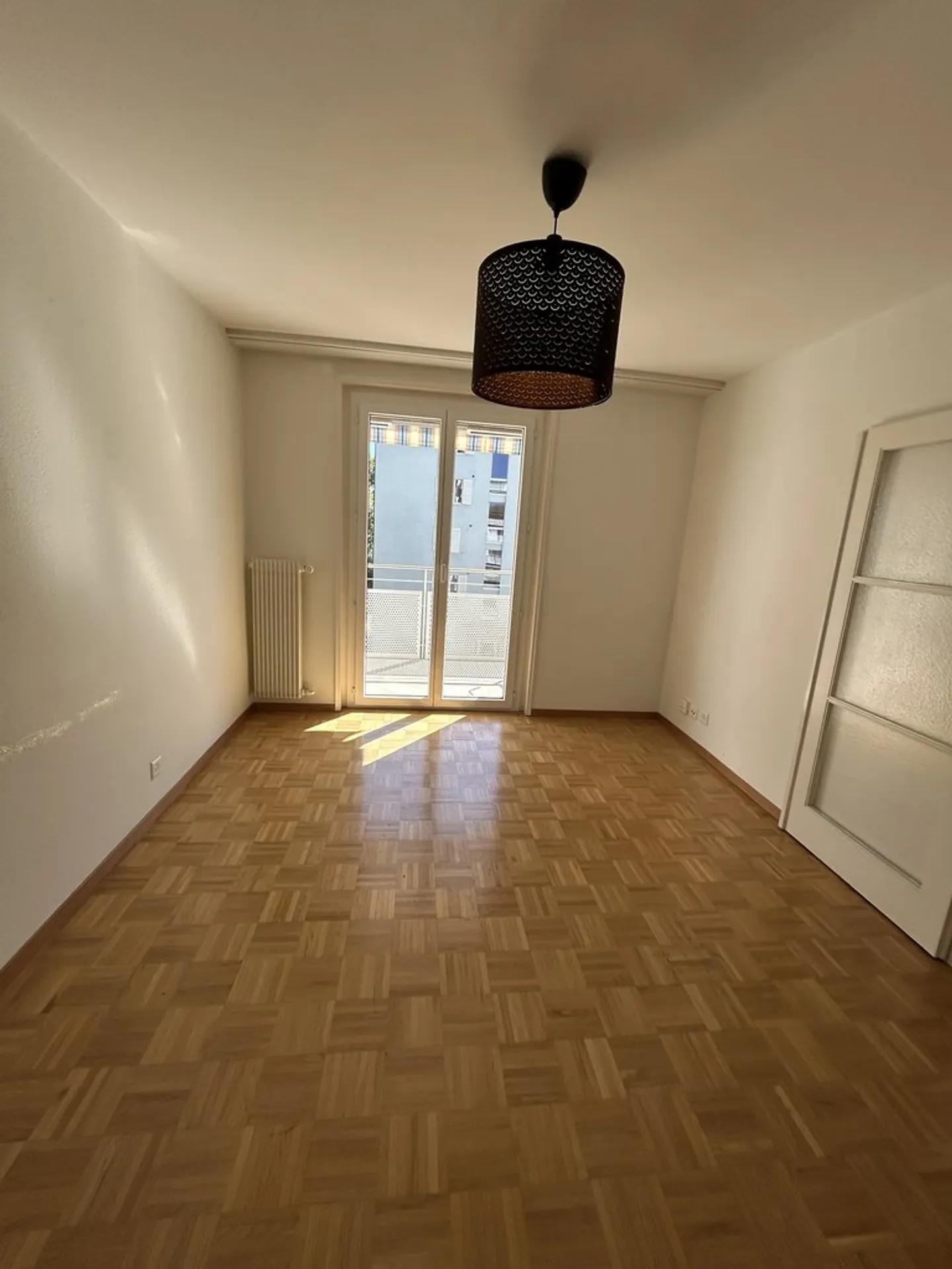 Charmant appartement 2.5 pièces - Photo 3 sur 8