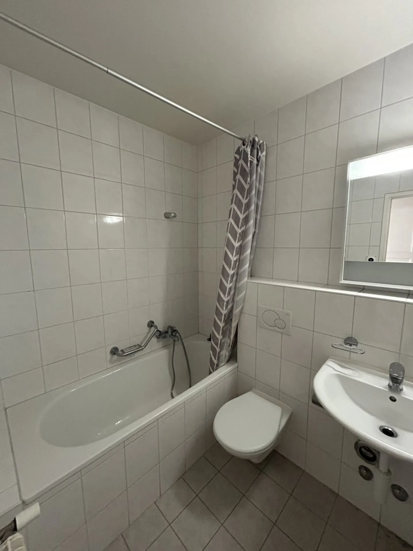 Charmant appartement 2.5 pièces - Photo 6 sur 8