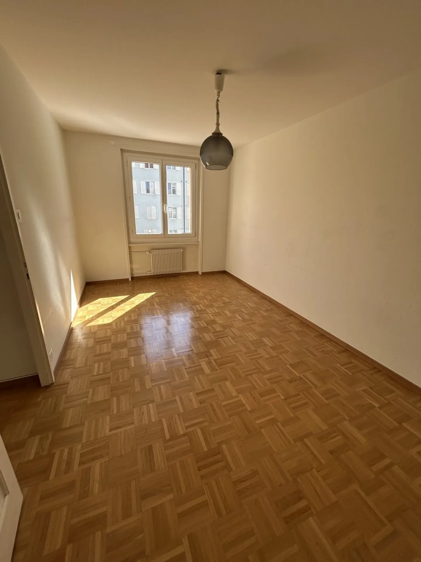 Charmant appartement 2.5 pièces - Photo 4 sur 8