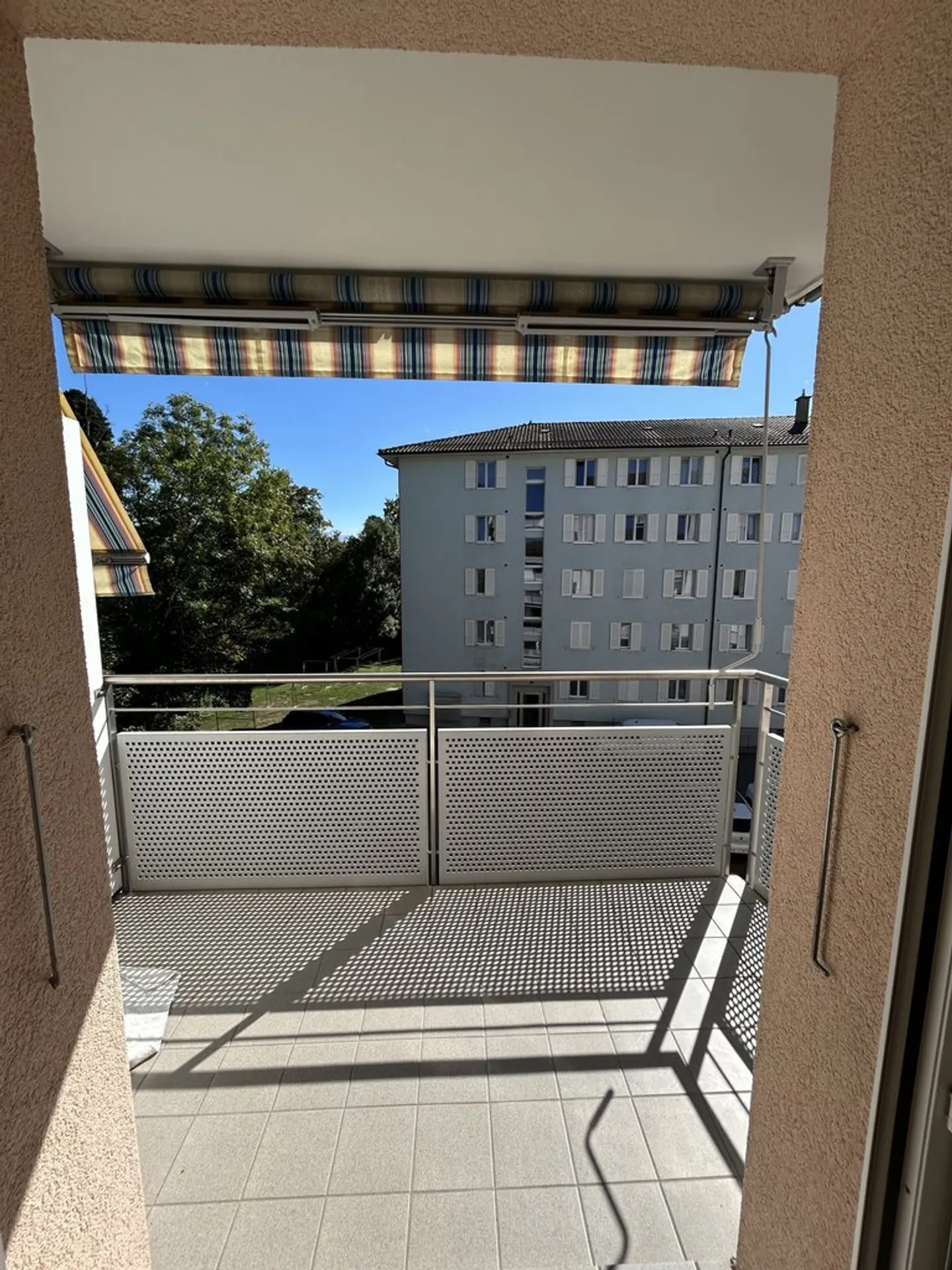 Charmant appartement 2.5 pièces - Photo 8 sur 8