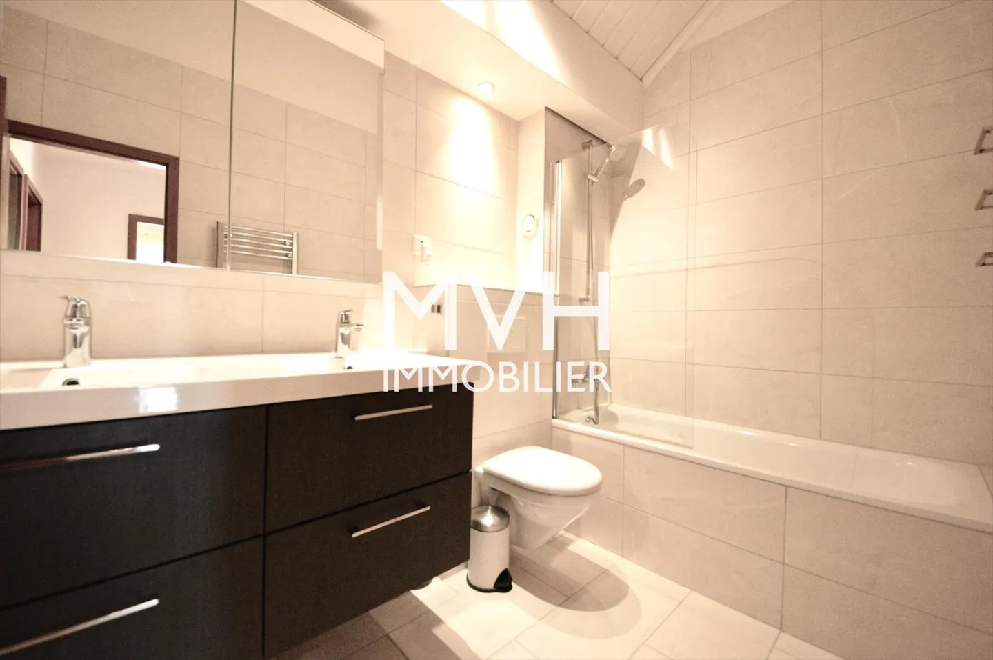 Casa arredata 5.5 stanze vicino a Carouge - Foto 6 di 10