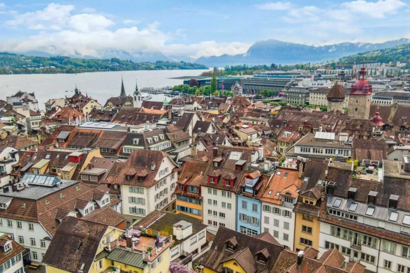 Vita elegante nel cuore della città vecchia di Lucerna - Foto 1 di 5