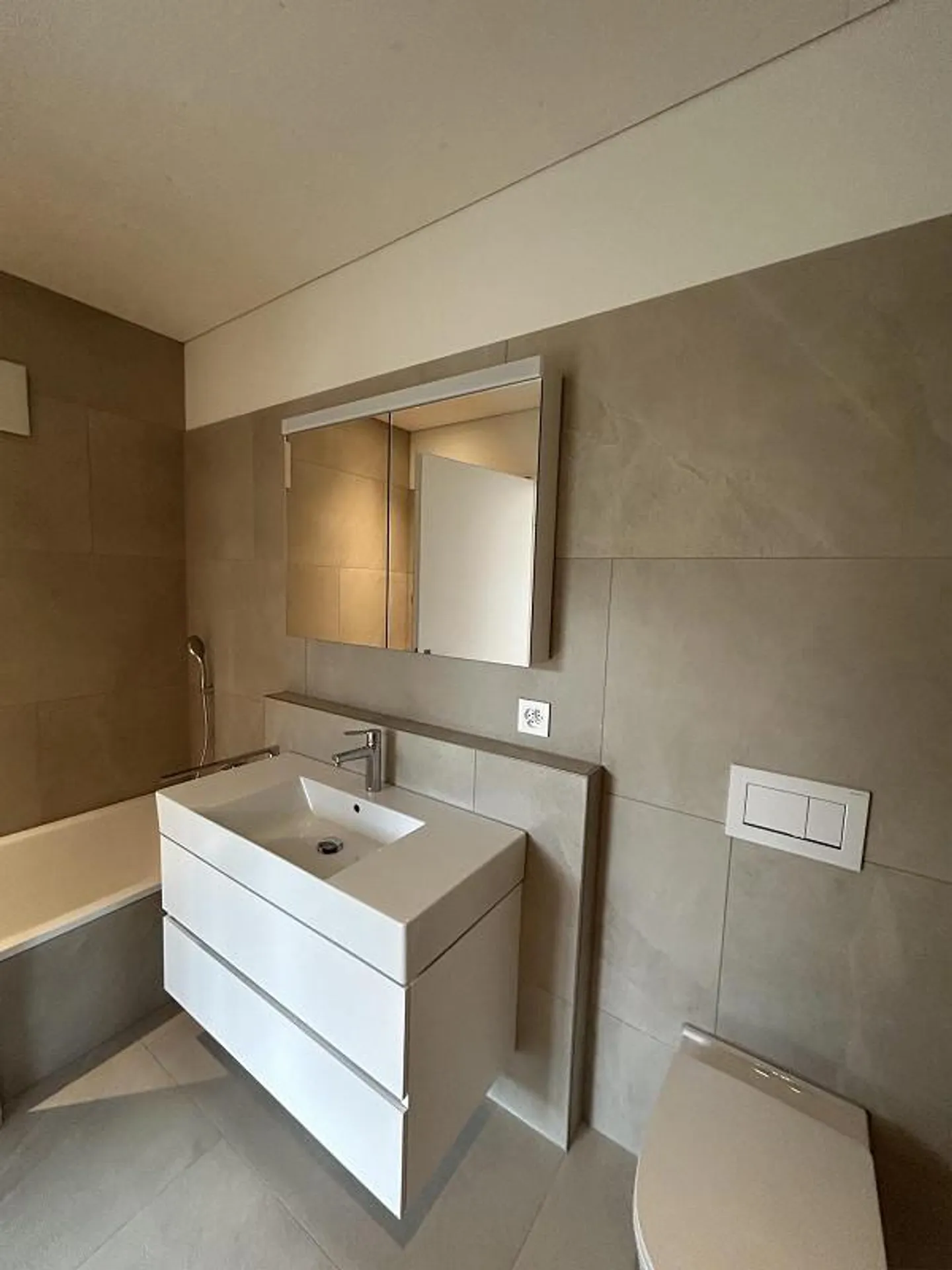 Charmante 5.5 Zimmer Wohnung - Foto 6 von 14