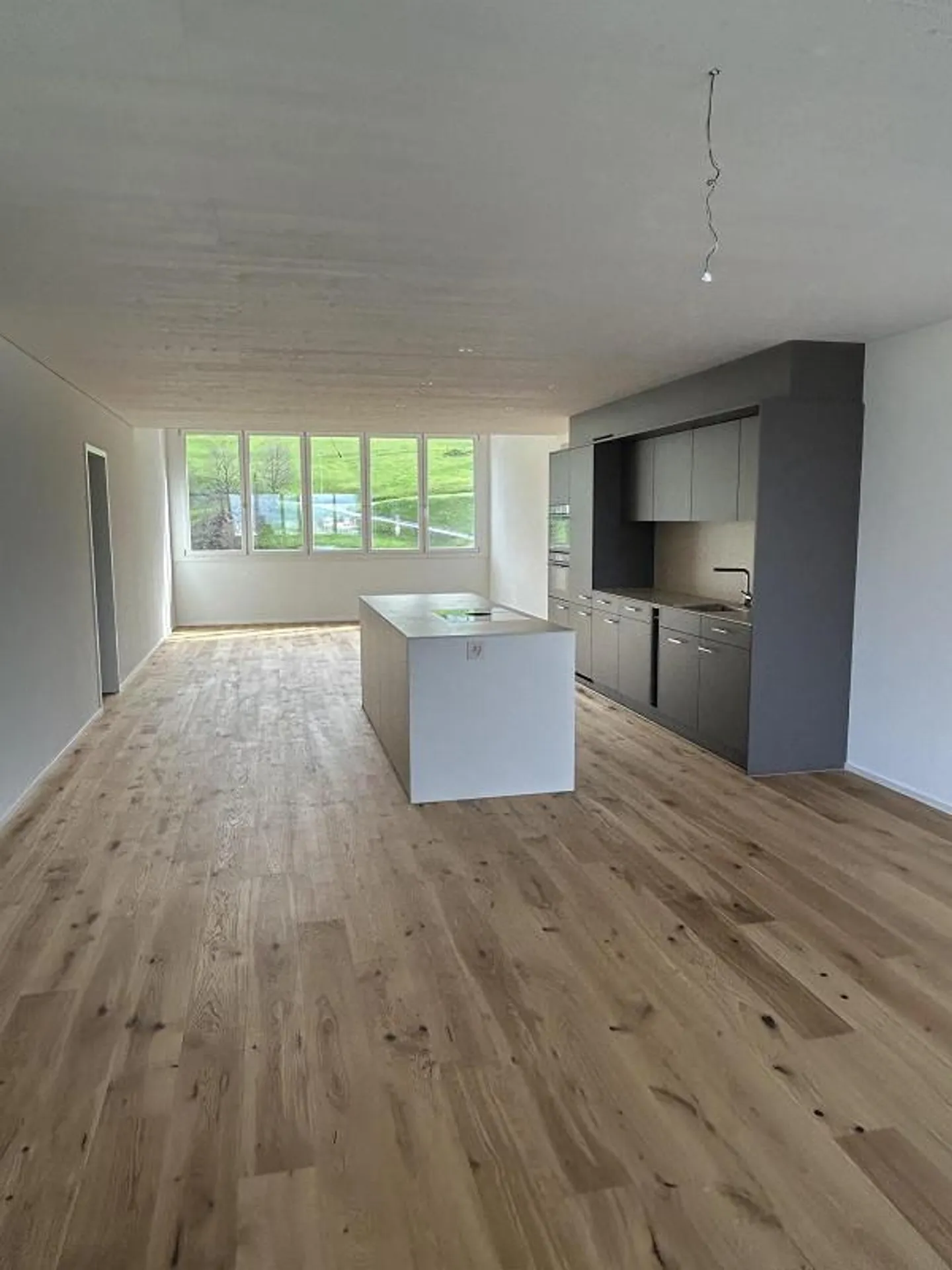Charmante 5.5 Zimmer Wohnung - Foto 8 von 14