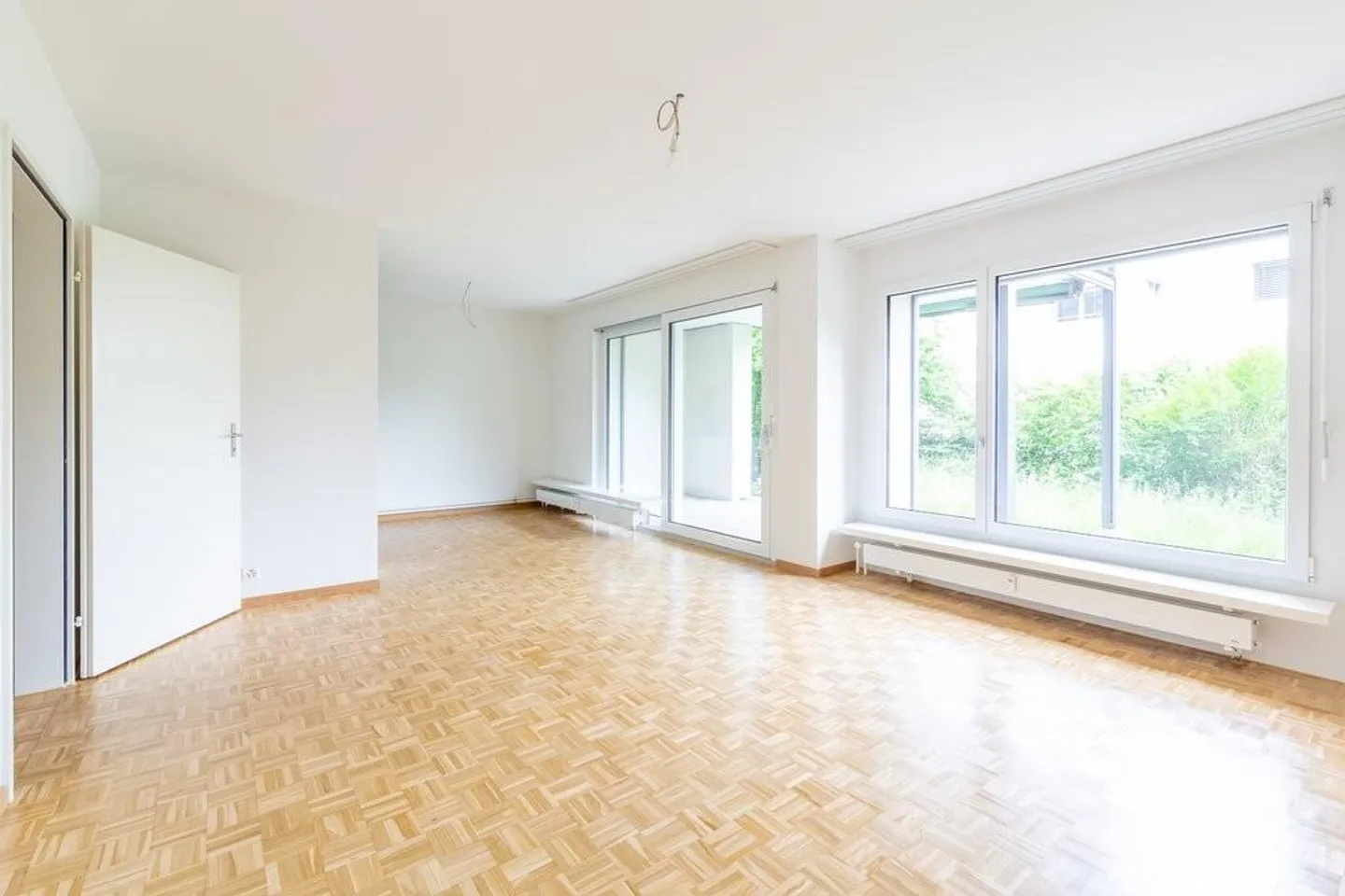 Schöne 4.5 Zimmerwohnung mit Cheminée in Allschwil - Foto 5 von 11