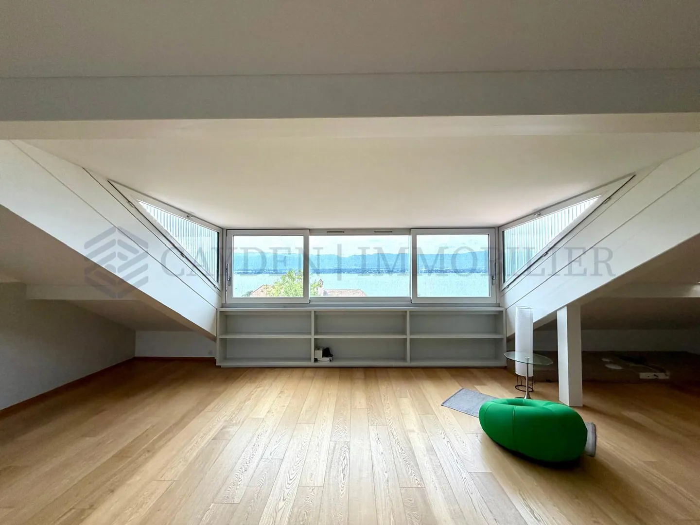 Sublimer renovierter Duplex mit atemberaubendem Blick auf den Genfersee - Foto 1 von 7