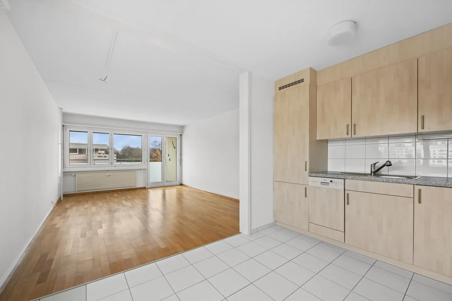 Freundliche Familienwohnung zu vermieten - Foto 3 von 9