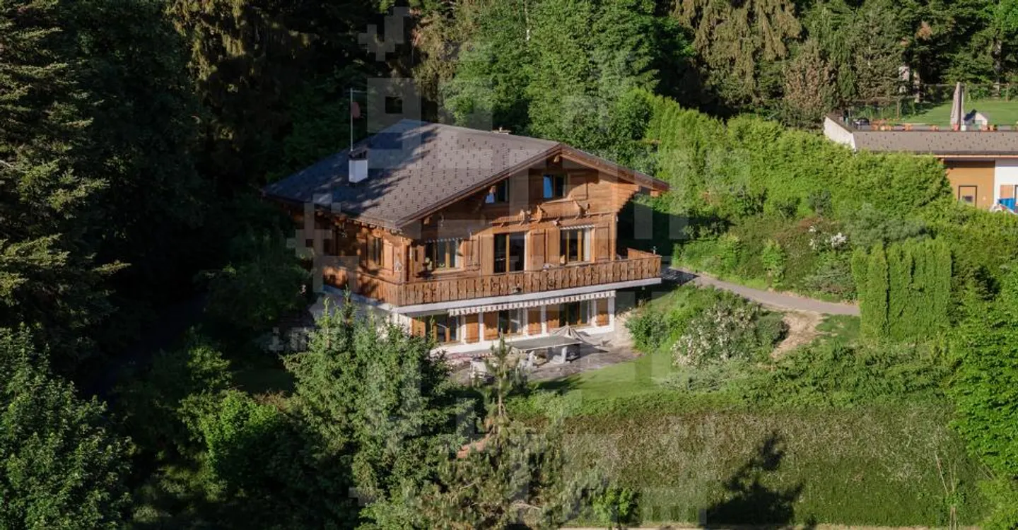 Chalet Incantevole con Vista Stupenda - Foto 2 di 13