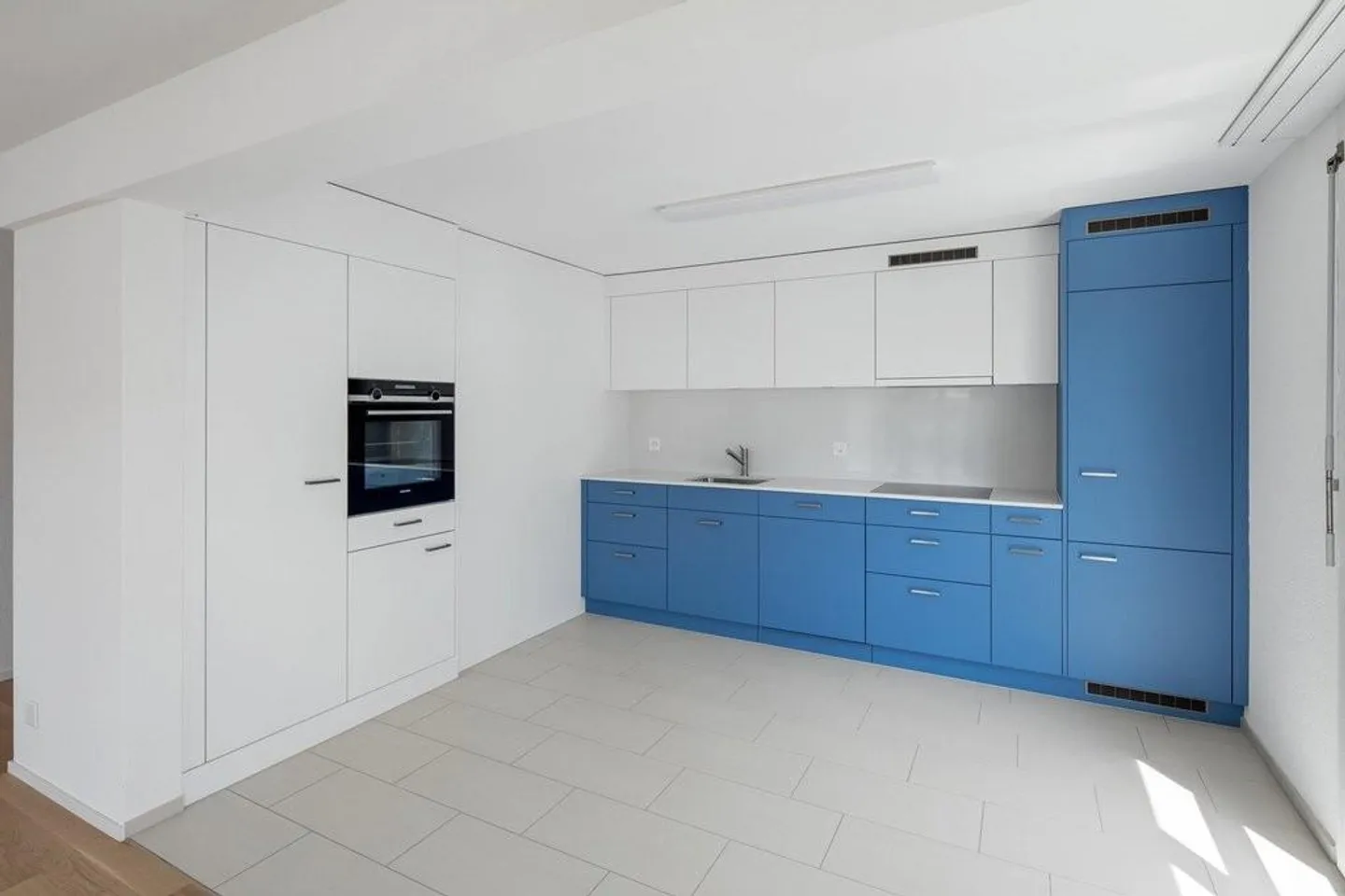 Appartamento familiare con balcone soleggiato - Foto 5 di 8