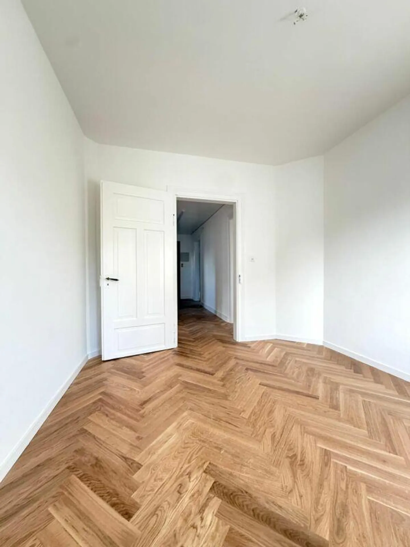 Appartement spacieux de 4 pièces - Photo 11 sur 15