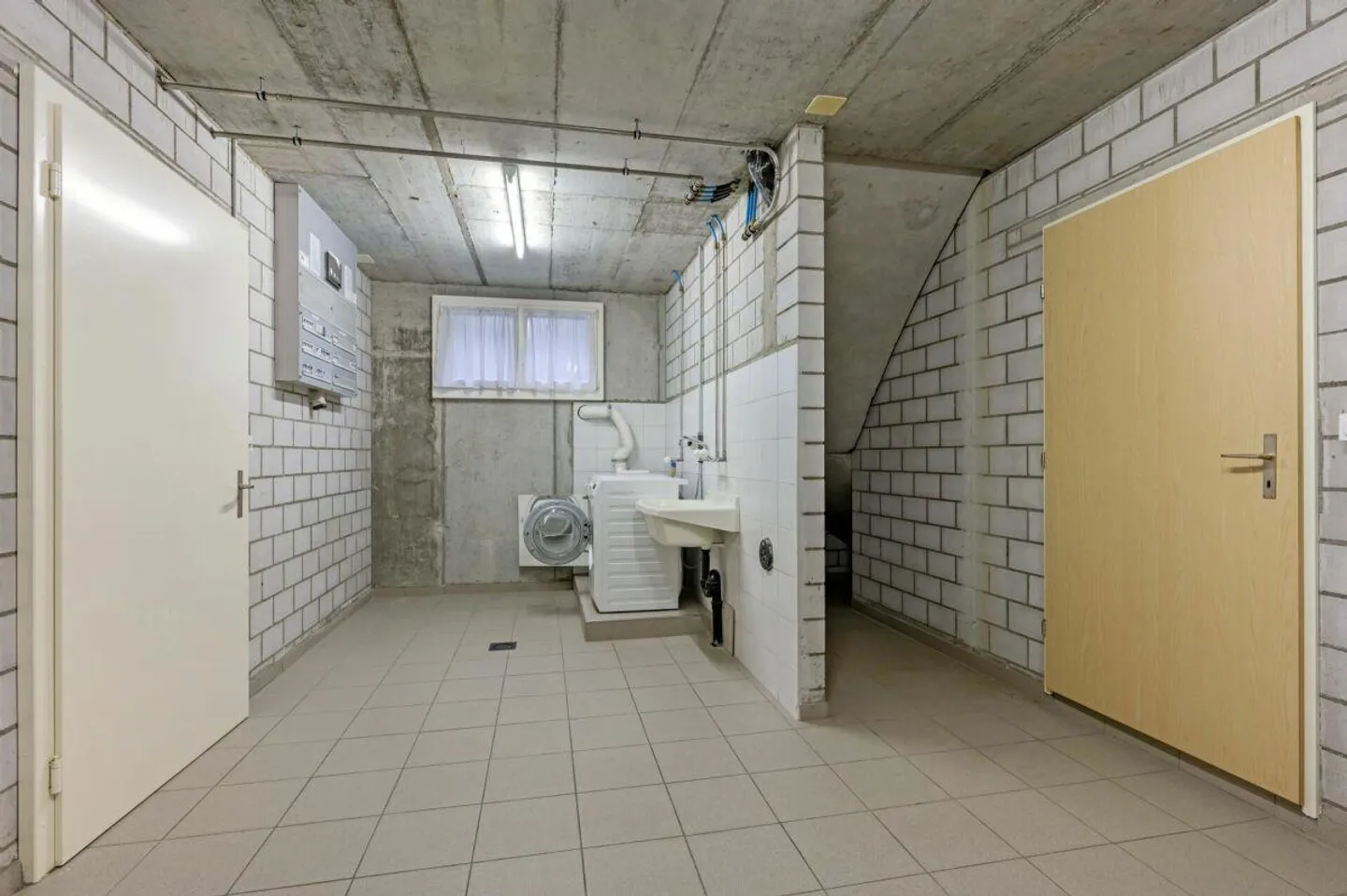 Casa indipendente di 6,5 stanze con appartamento integrato in una posizione meravigliosa! - Foto 19 di 23