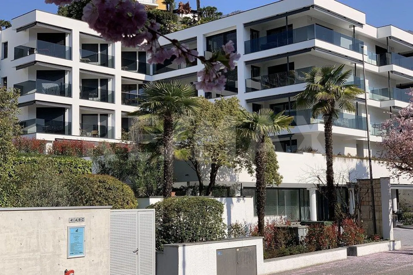 Appartement moderne de 2,5 pièces - Photo 1 sur 13