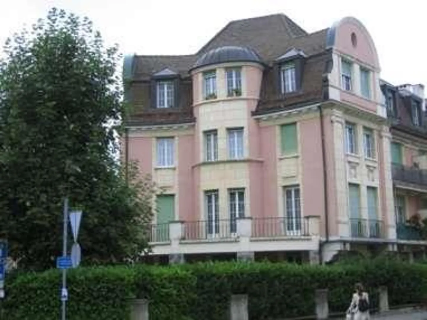 Magnificent accommodation in the Montchoisi district - Photo 1 of 5