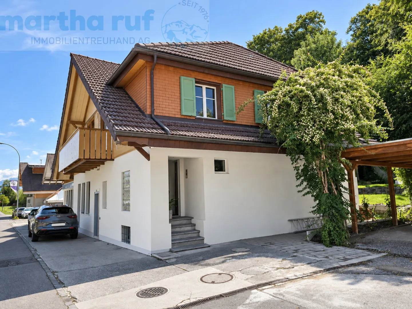 Appartement moderne de 5 pièces au 1er étage avec beaucoup de confort de vie - Photo 1 sur 14