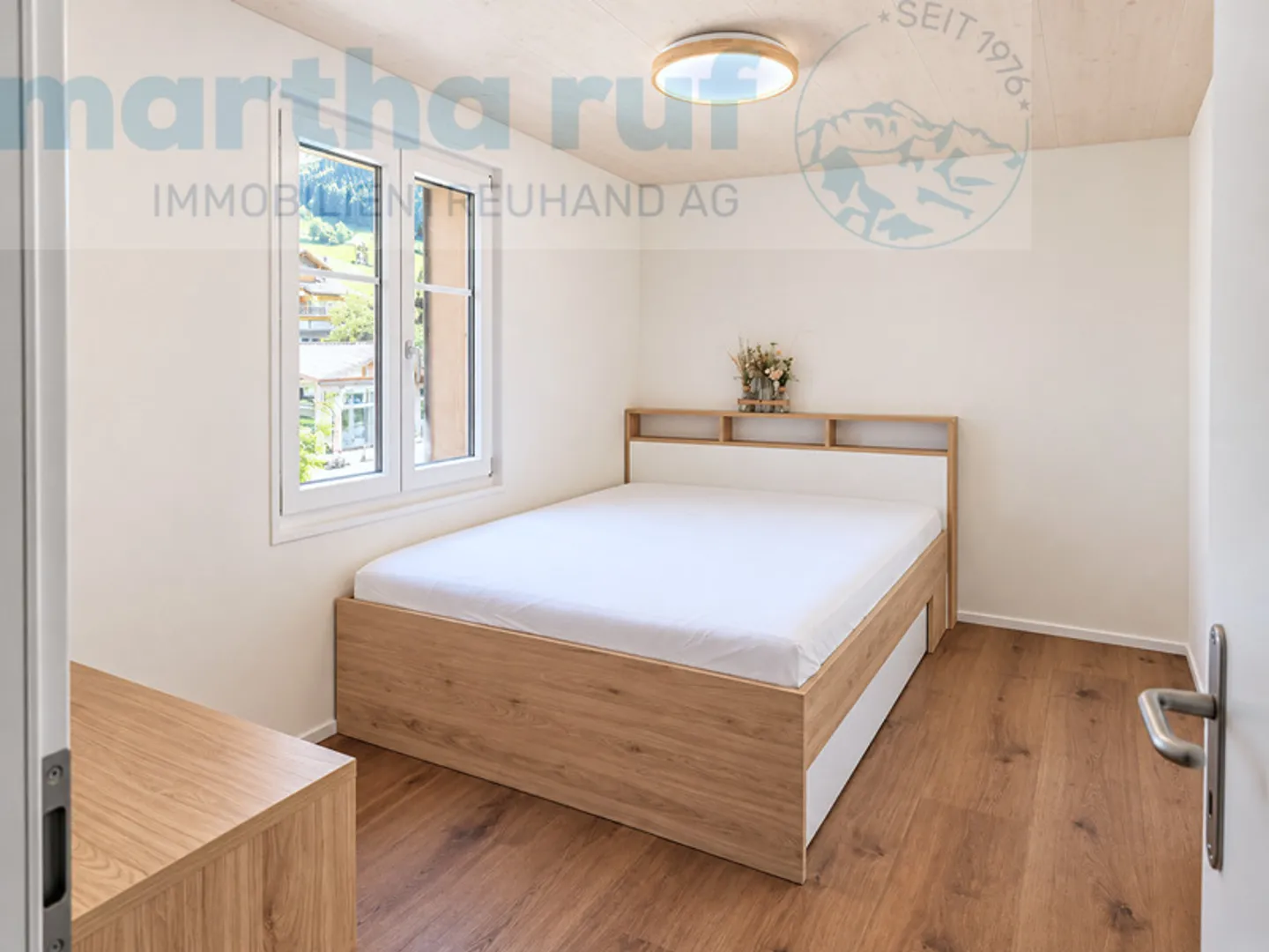 Appartement moderne de 5 pièces au 1er étage avec beaucoup de confort de vie - Photo 6 sur 14