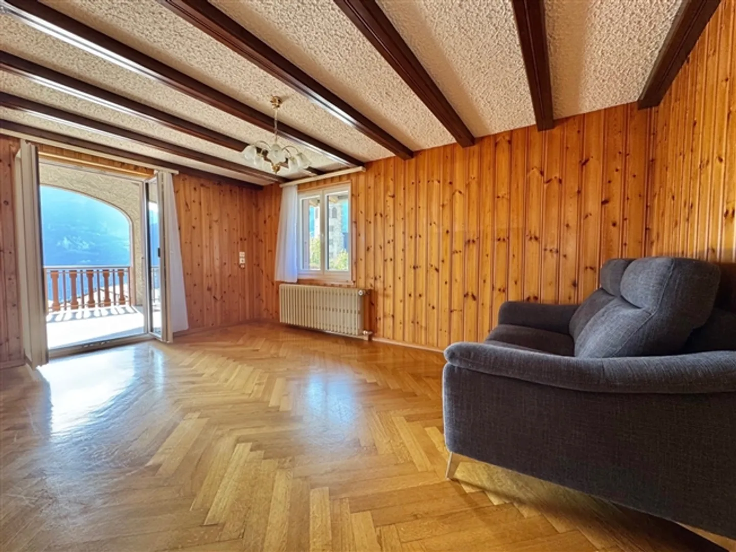 Mixed-use building with high investment potential in Flanthey - Photo 6 of 11