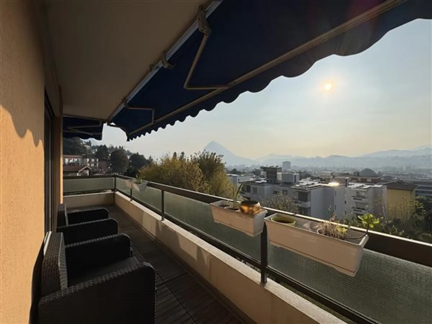 Geräumige Wohnung mit Balkon - Foto 7 von 13