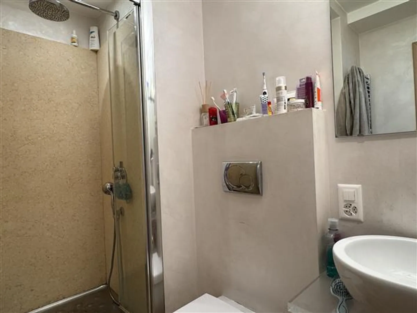 Geräumige Wohnung mit Balkon - Foto 12 von 13