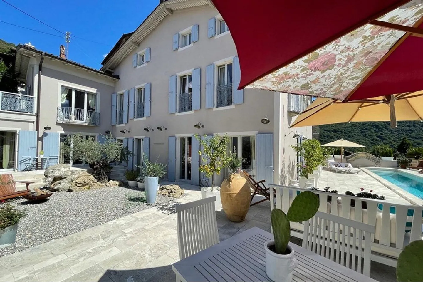 Exclusive Prestige Property in the Heart of Curio, Malcantone - Photo 3 of 13