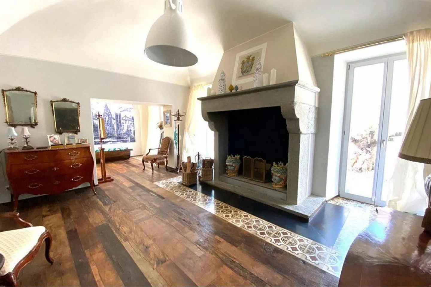 Exclusive Prestige Property in the Heart of Curio, Malcantone - Photo 7 of 13