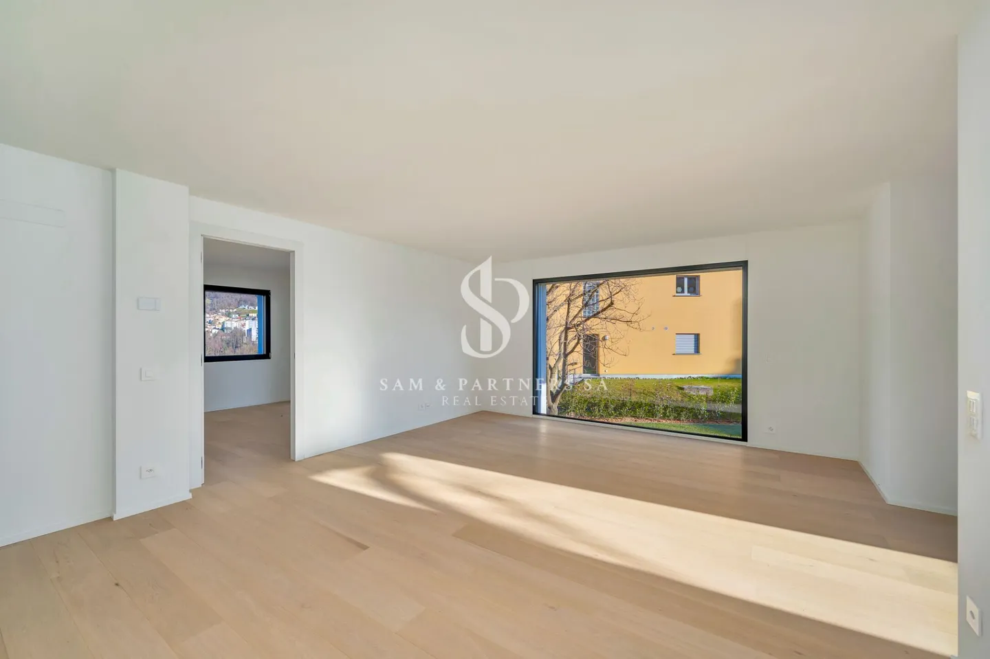 New apartment with garden - Photo 7 of 13