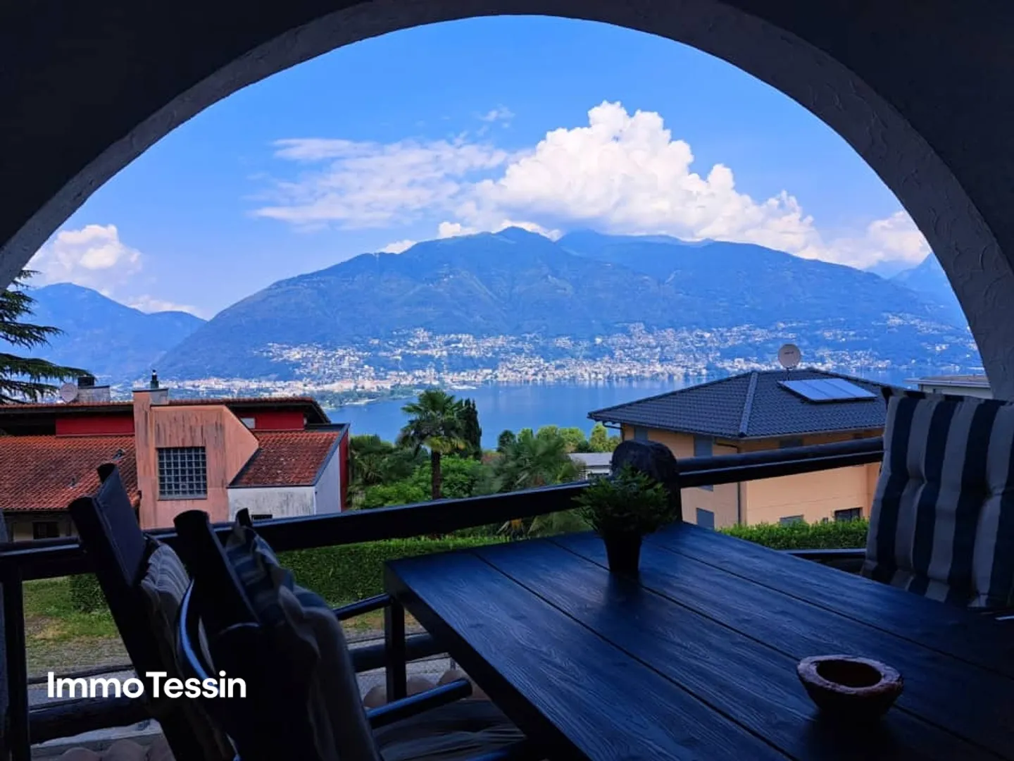 Appartement de vacances dans la magnifique résidence Miralago avec piscine et vue spectaculaire sur le lac Majeur - Photo 5 sur 13