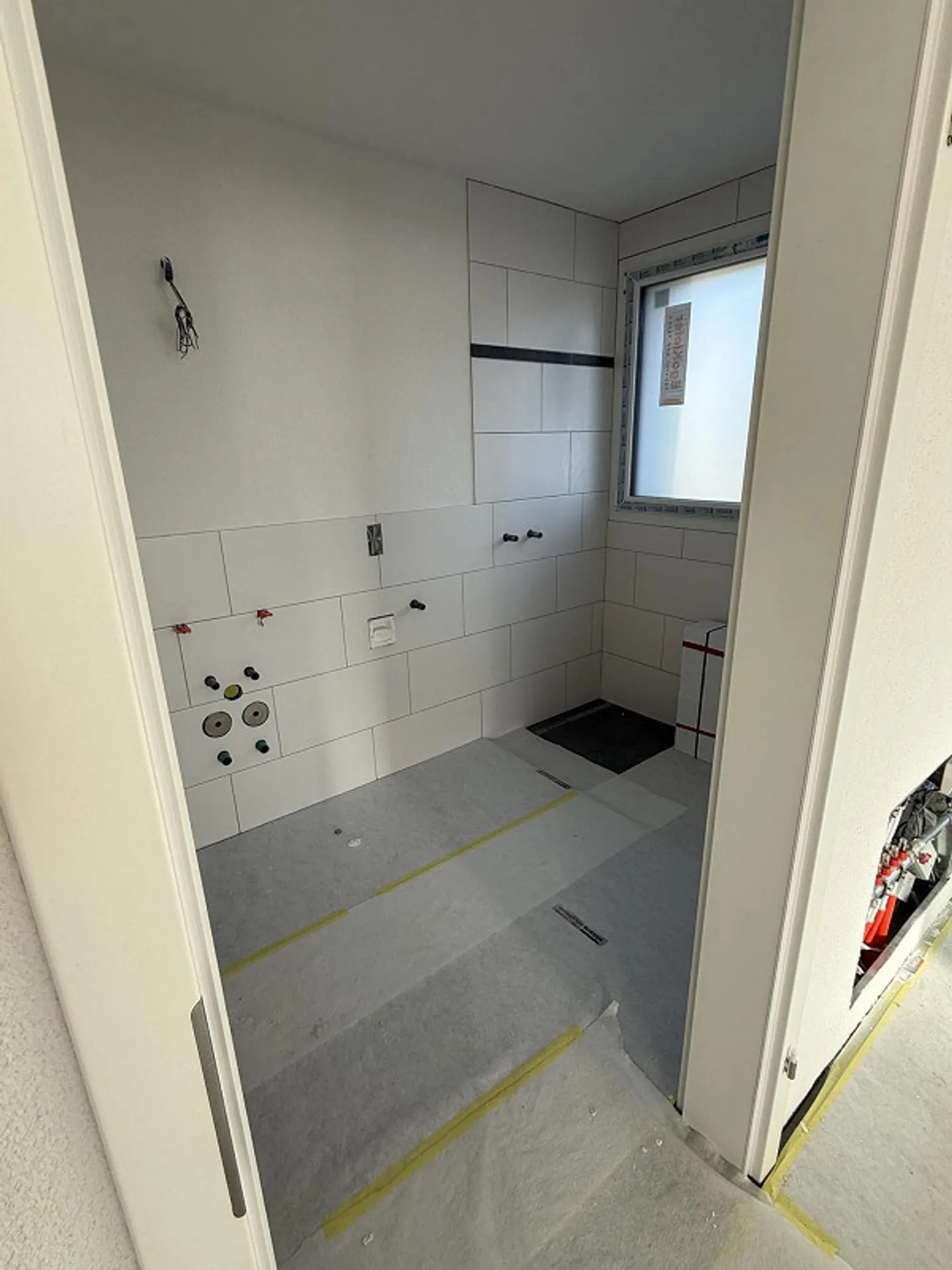 FIRST RENTAL - Spacious Floor Plan - Photo 7 of 8