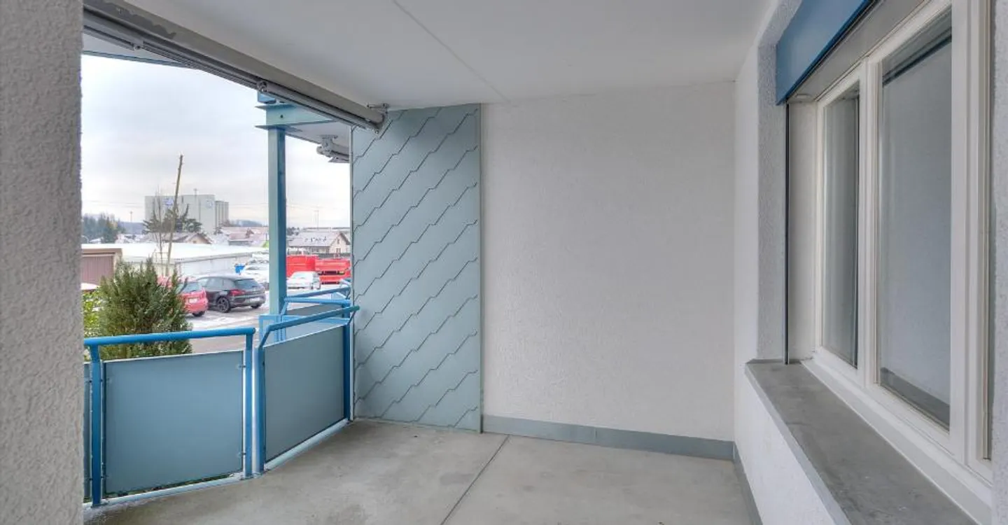 Ground floor with large balcony - Photo 8 of 8