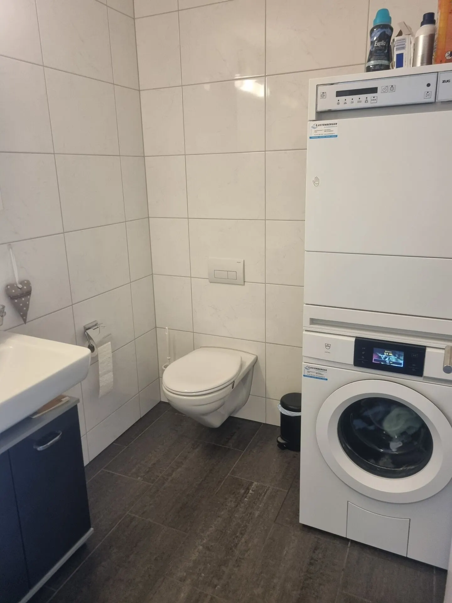 Geräumige Wohnung mit Balkon - Foto 7 von 8