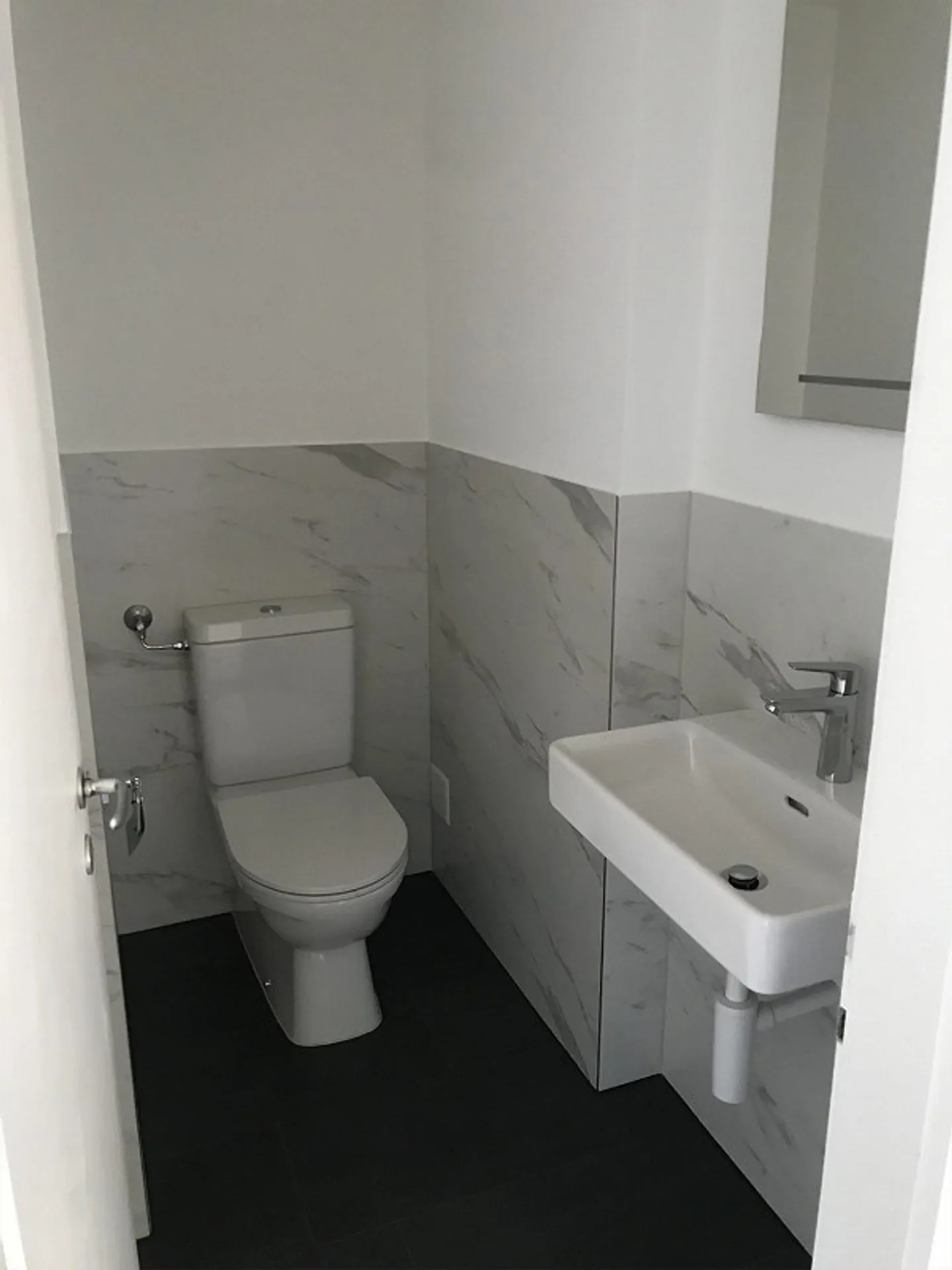 Appartamento luminoso di 4 stanze - Foto 9 di 10