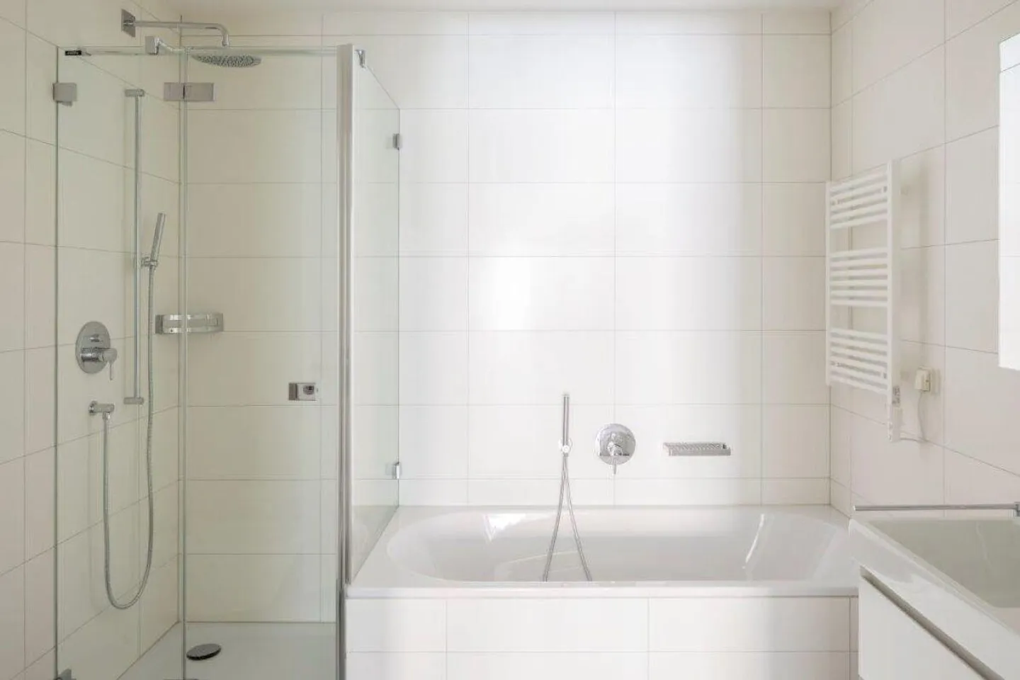 New apartments with garden in the city center - Photo 5 of 9