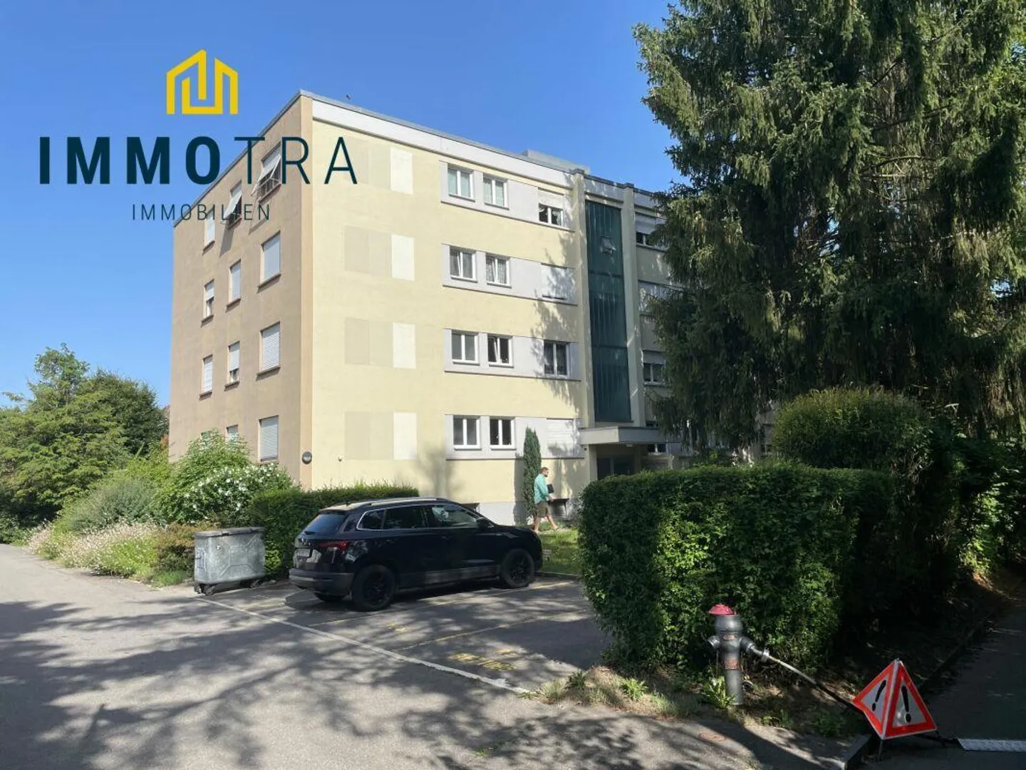 Spacious and bright 4.5-room apartment in Schönbühl - Photo 1 of 10