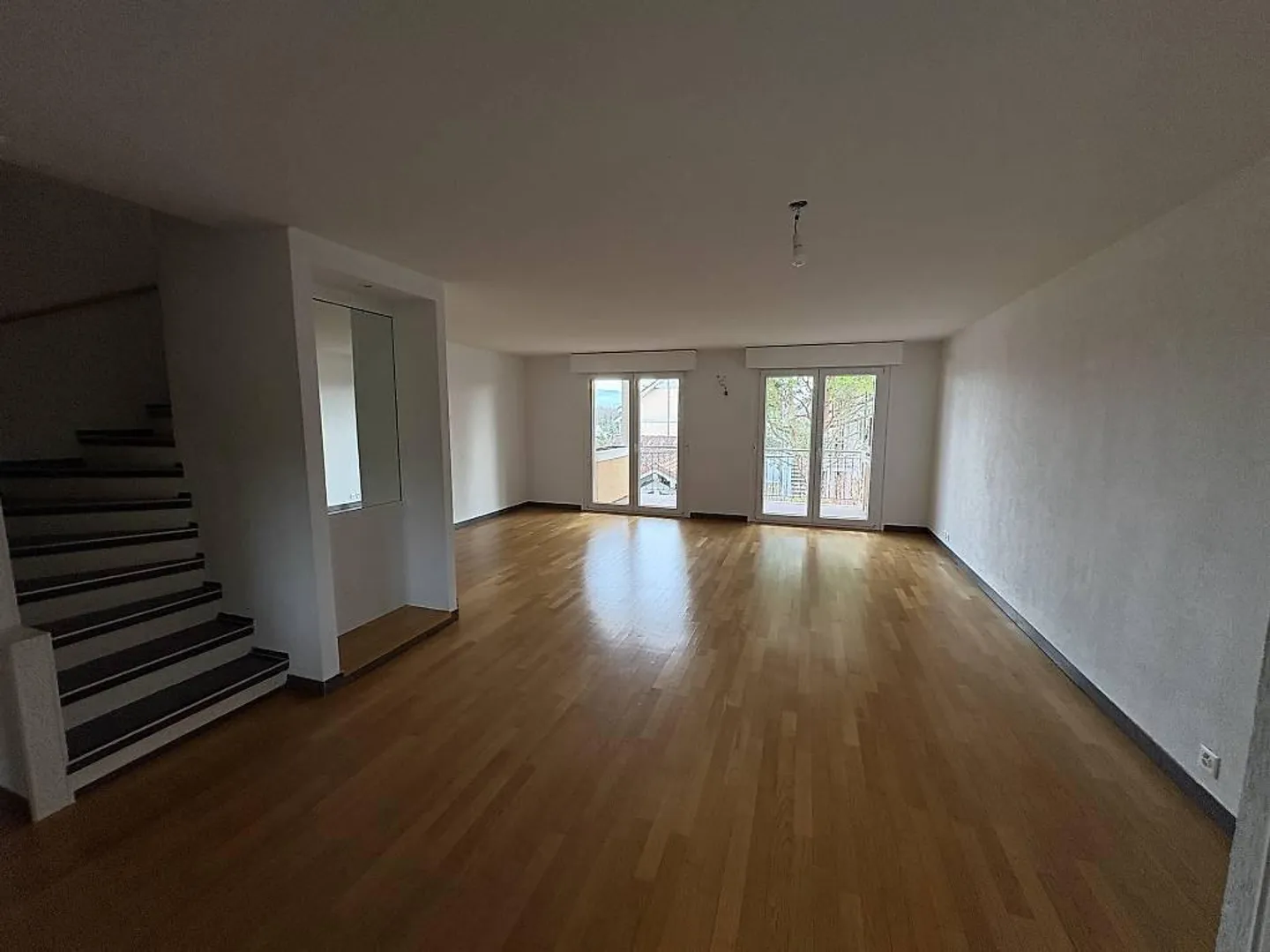 Duplex 4.5 rooms in Chavannes des Bois for 3500fr 160m2 - Photo 1 of 5