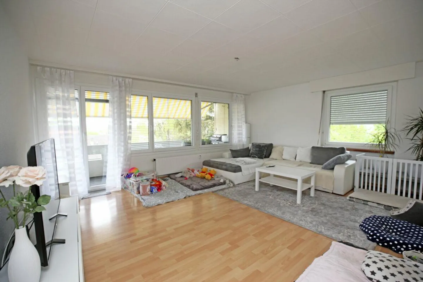 Spacious and bright 4.5-room apartment in Schönbühl - Photo 8 of 10