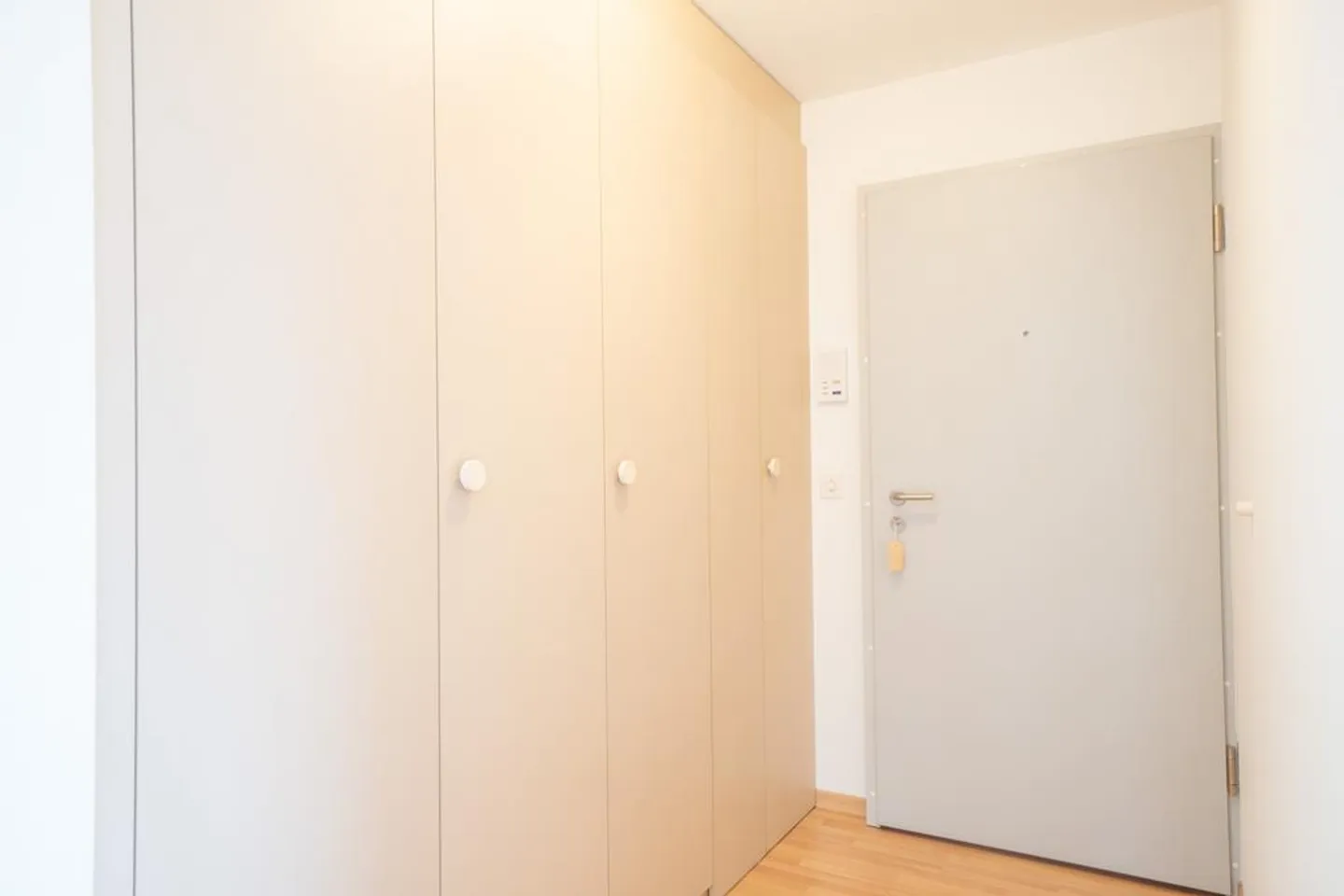 Appartement 2 pièces au 3ème étage à louer - Photo 2 sur 7