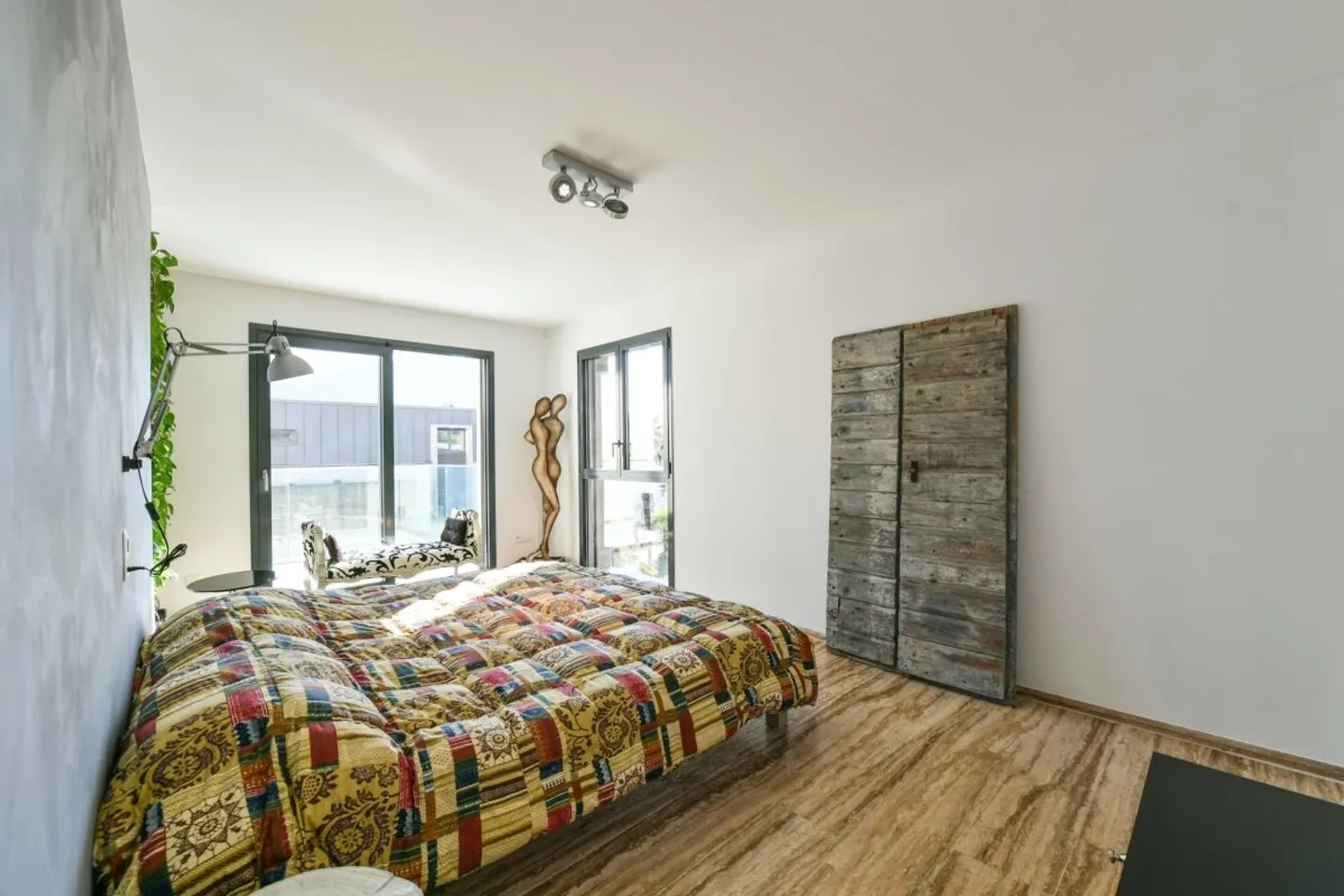 Belle appartement de 3,5 pièces avec vue partielle sur le lac - Photo 5 sur 8